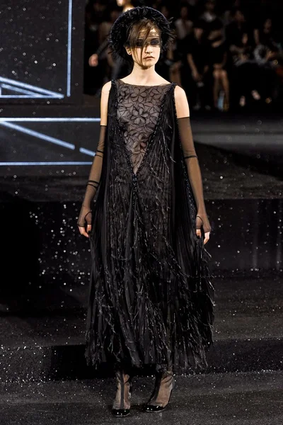 Look 46